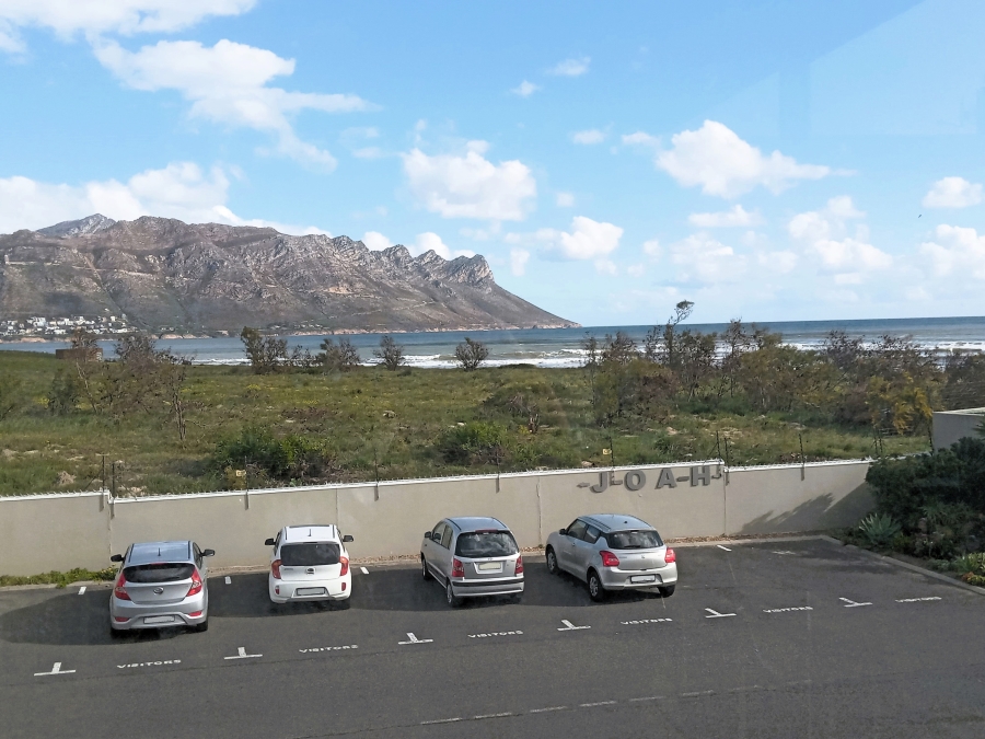 1 Bedroom Property for Sale in Greenways Golf Estate Western Cape